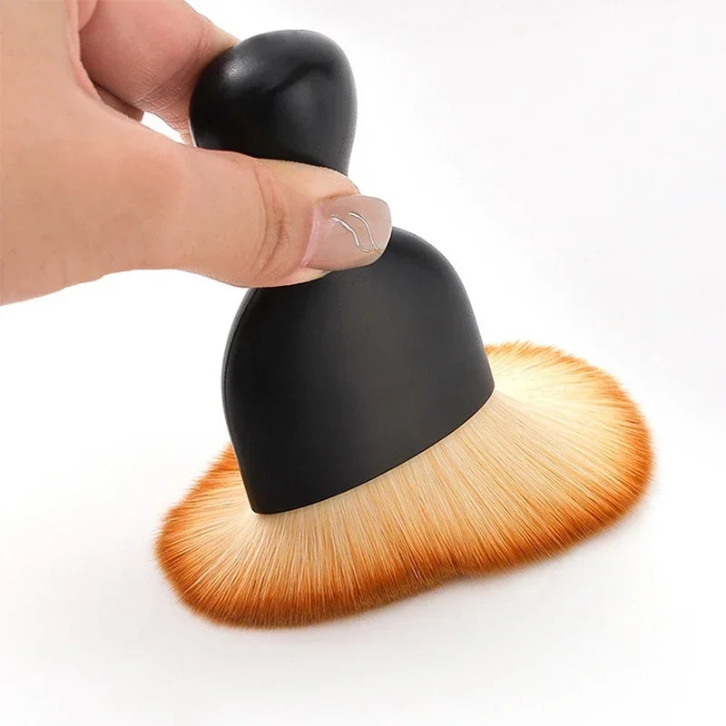 Soft detailing brush