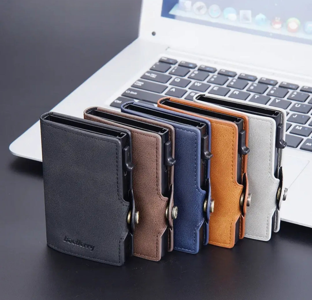 Beallery card holder